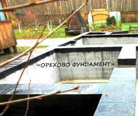 Вертикальная оклеечная гидроизоляция фундамента - вариант 2