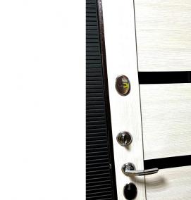 Входная дверь лиственница - тип 1