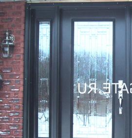 Входные двери в коттедж - вариант 1