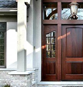 Входные двери в коттедж - вариант 3