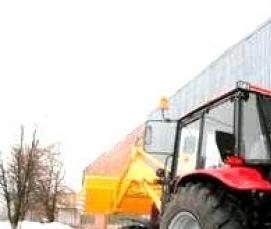 Вывоз мусора трактором с прицепом - вариант 1