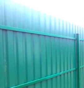 Забор из профнастила ЛЮКС