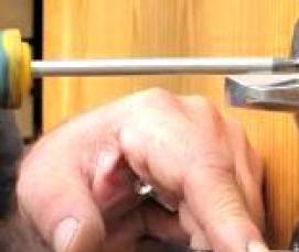 Замена замка в деревянной двери - вариант 4