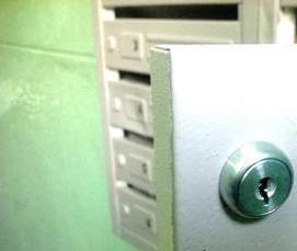 Замена замка в почтовом ящике - модель 2