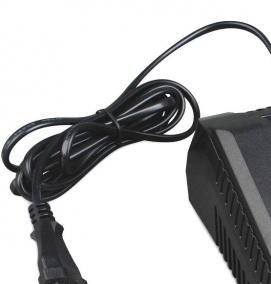 Зарядное устройство для шуруповерта - модель 1