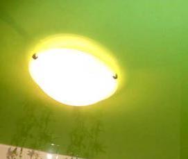 Зеленый натяжной потолок - модель 2