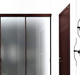 Зеркальная дверь в гардеробную раздвижная на роликах - вариант 2