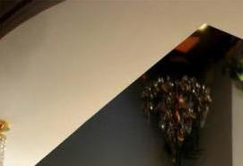 Зеркальный глянцевый натяжной потолок - вариант 1