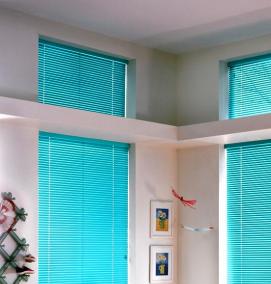 Жалюзи на пластиковые окна - вариант 1