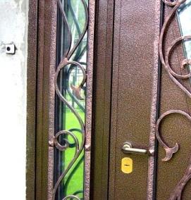 Железная входная дверь со стеклом - тип 4