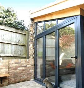 Железная входная дверь со стеклом - тип 3